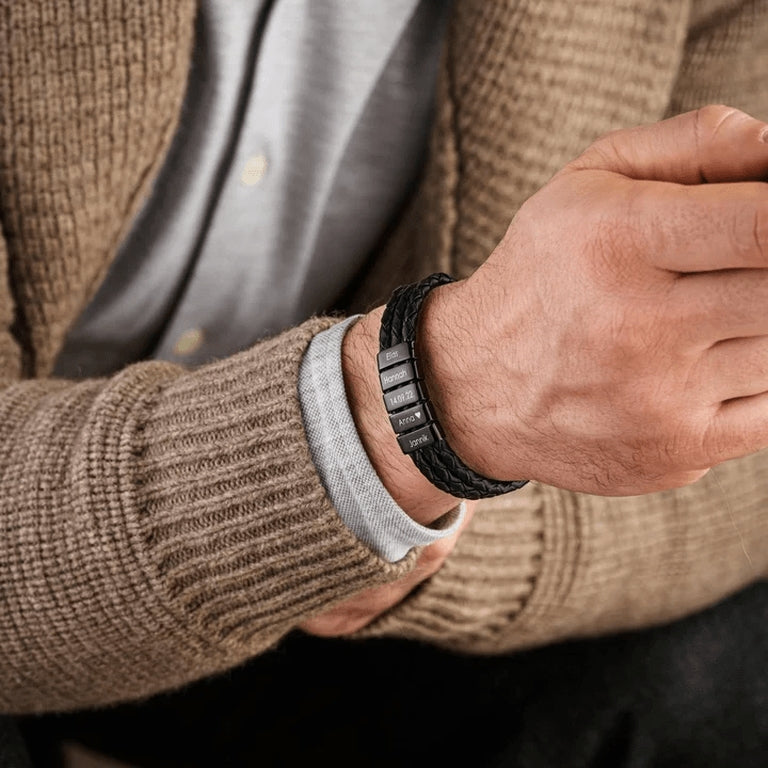 BRACELETE DE COURO NOMES™ PERSONALIZADO - Presente para o papai