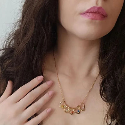 Colar Coração de Amor com Pedra do Nascimento para Mãe